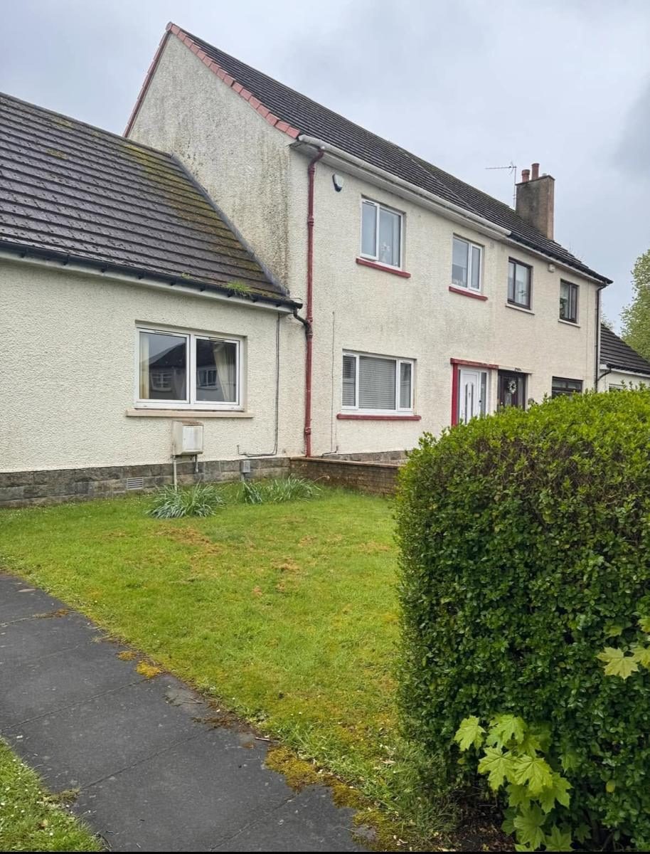 Cream and red roughcast renewed in white dash, before we started